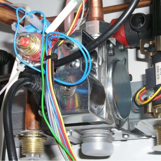 Vană gaz Buderus GB012 | Bosch 8737602854 Vană gaz Buderus GB012 | Bosch 8737602854